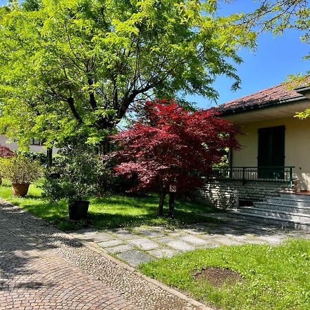 Lukas Home Con Il Cuore Appartamento 3 Camere Al Piano Terra E Appartamento 1 Camera In Taverna 梅罗内 外观 照片