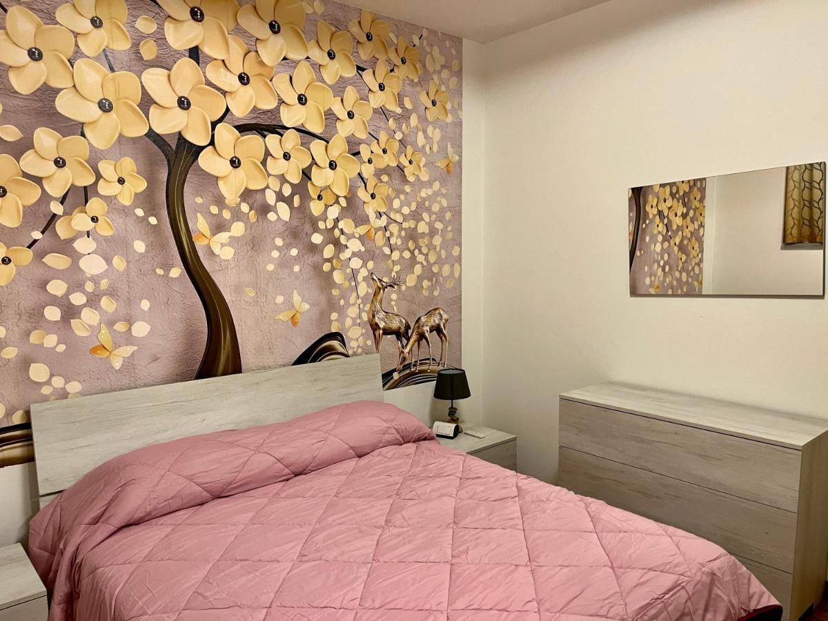Lukas Home Con Il Cuore Appartamento 3 Camere Al Piano Terra E Appartamento 1 Camera In Taverna 梅罗内 外观 照片
